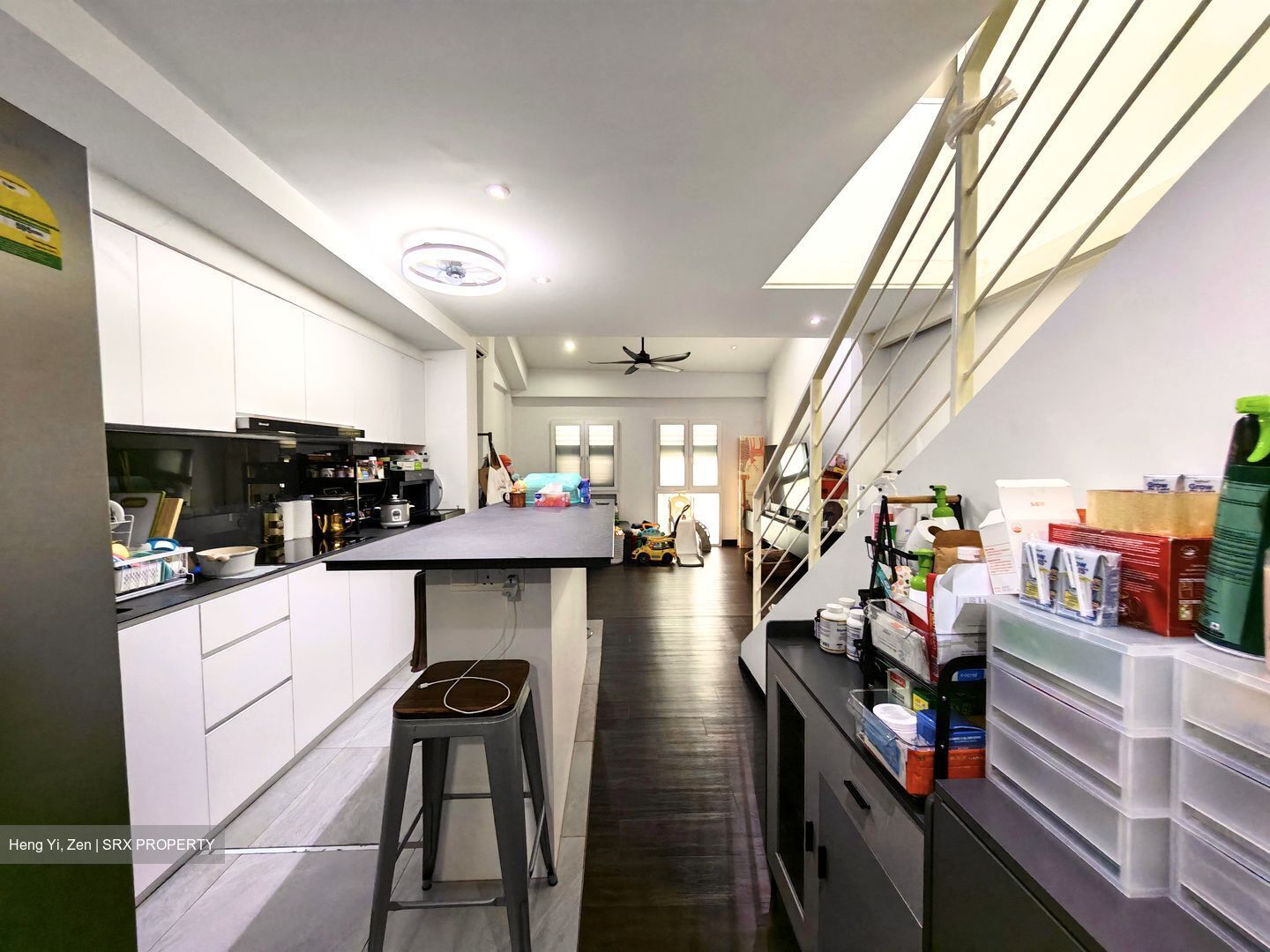 Onan Road (D15), Terrace #550340281